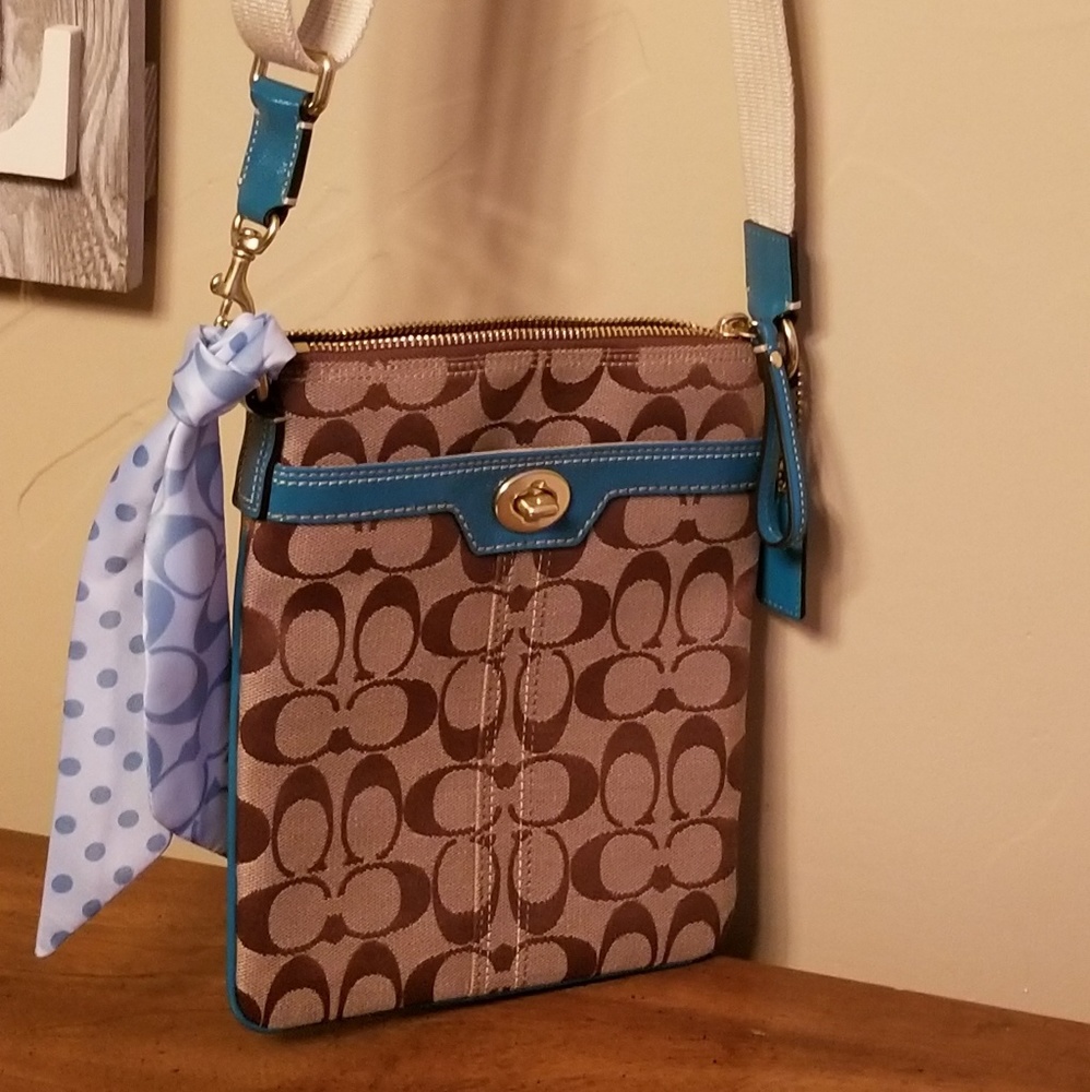 SOLD Coach Signature white/brown messenger bag